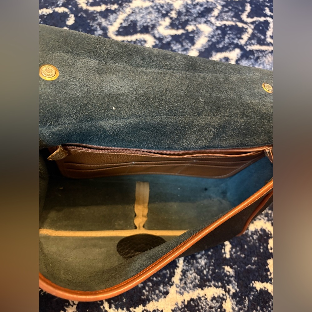 Vintage Dooney & Bourke Leather Messenger Bag - Picture 8 of 11